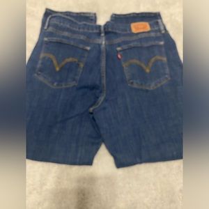 Levi Strauss & Co Classic Straight Jeans